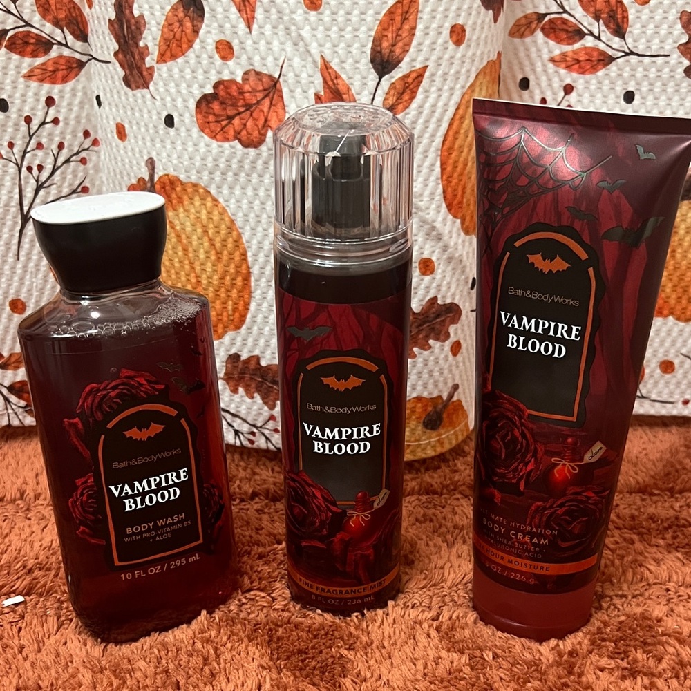 Bath & Body Works Vampire Blood Body Wash Set - Red and Black